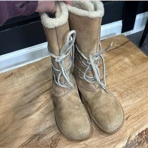UGG Tan Shearling-Lined Winter Boots